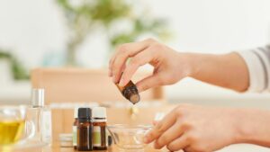 How to Make Essential Oil Blends That Smell Like a Luxury Hotel